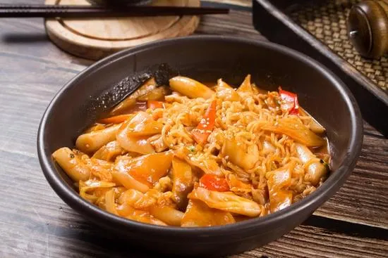 6 typical Korean foods: Tteokbokki, Samgyeopsal etc