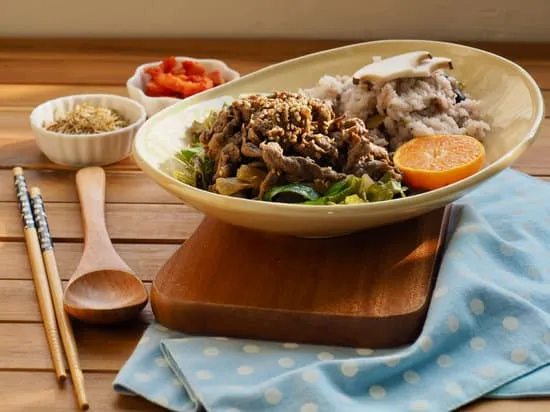6 typical Korean foods: Tteokbokki, Samgyeopsal etc